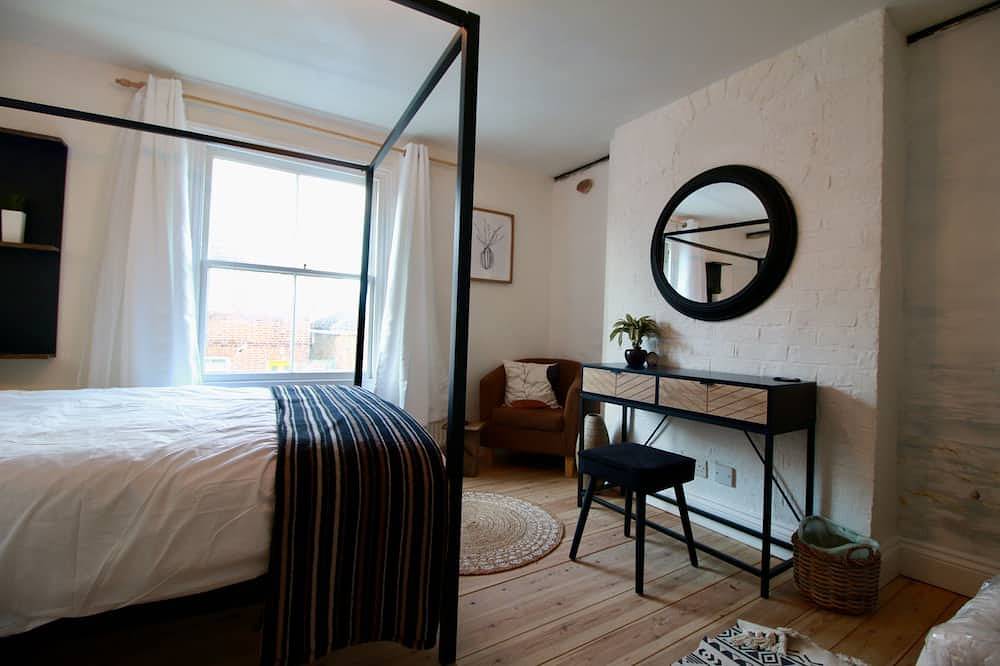 Cockle Cottage, An artists haven, Charming Cottage in Seaford, Sussex Est