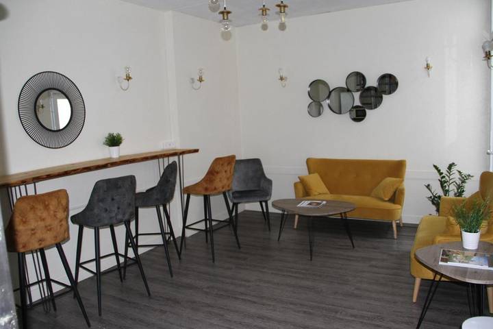 Hôtel pour 2 personnes, avec terrasse dans Gare Des Sables D Olonne - 4
