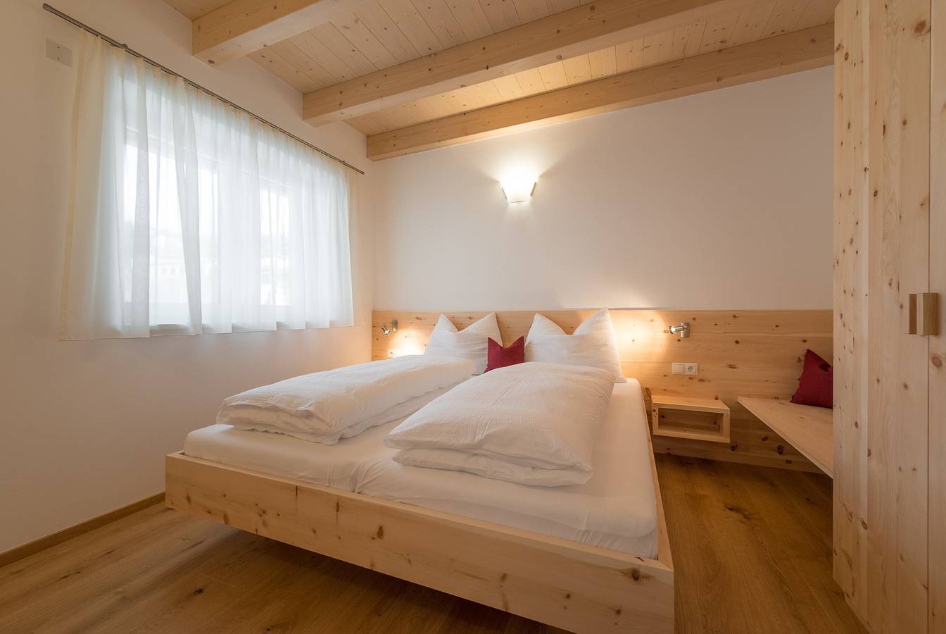 Ganze Wohnung, Apartment 'Kardonighof Ort' mit Poolblick in Kalterer See, Kaltern an der Weinstraße