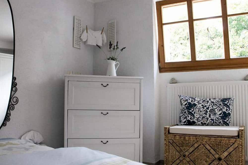 Entire apartment, Loblocher Max and Moritz - apartment / apartment, shower, toilet, non-smoking in Neustadt an der Weinstraße, Pfälzer Rheinebene