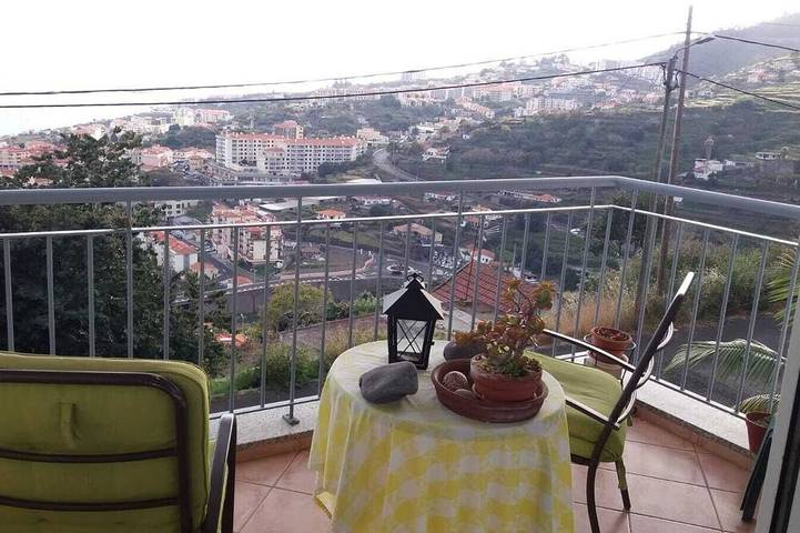 Casa de férias para 3 pessoas, com varanda em Camacha