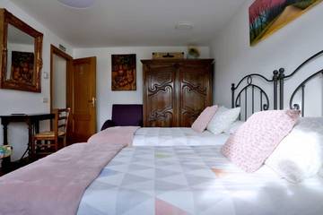 Casa rural para 8 personas, con jardín, Se admiten mascotas en Allín