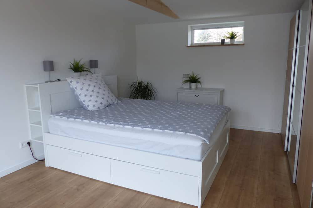 Ganze Wohnung, Traumhafte, sonnige Ferienwohnung mit Ostseeblick und Balkon in Strandnähe in Langballig, Flensburger Förde