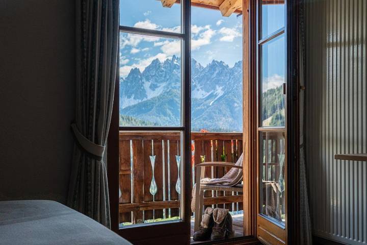 Chambre d’hôte pour 3 personnes, avec jardin ainsi que sauna et vue