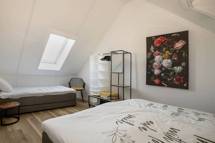 Villa in Friesland mit Garten und Terrasse in Sint Nicolaasga, Ijsselmeer