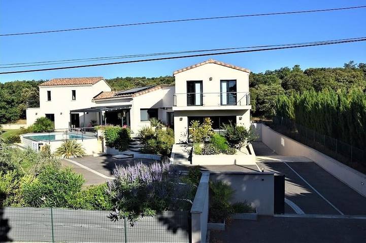 Villa pour 8 personnes, avec jardin et jacuzzi - 1