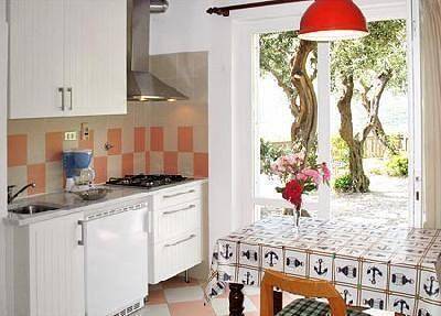 Ferienwohnung für 2 Personen, mit Pool und Terrasse sowie Garten, mit Haustier in Ligurien - 2