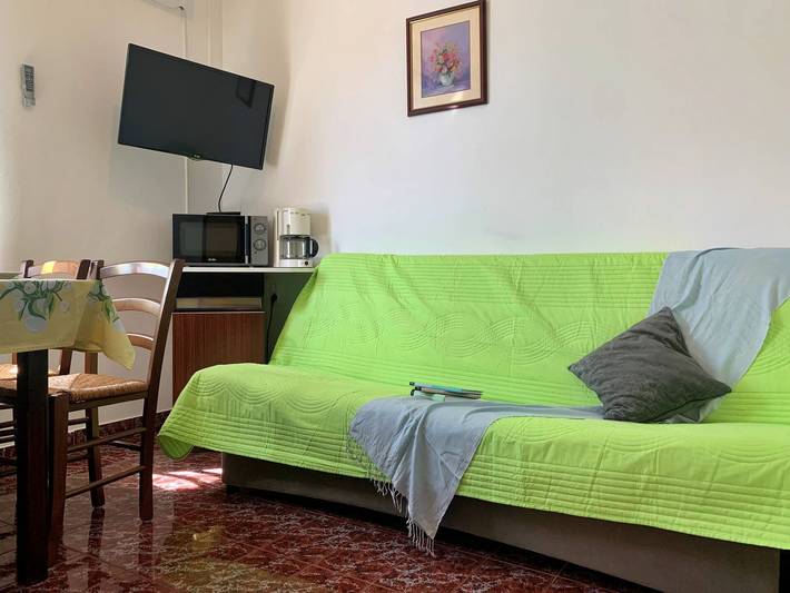 Ganze Wohnung, Apartment Santic - Meerblick, 450 m vom Meer, Balkon, Waschmaschine, Haustiere erlaubt in Čižići, Krk