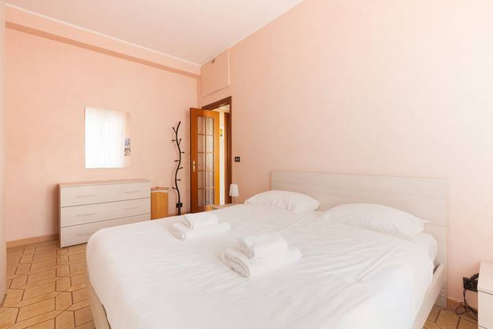 Apartment for 2 people, with balcony in Milan