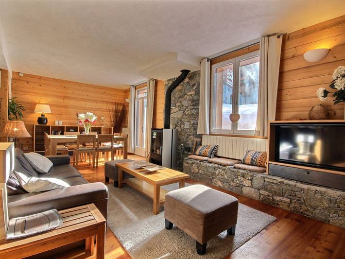 Chalet for 12 people, with Hot tub and Terrace as well as Sauna in La Plagne