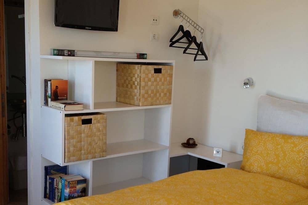Apartamento entero, Pequeño pero agradable, excelente área de senderismo justo afuera de la puerta in Tejinetilla, San Cristóbal de La Laguna