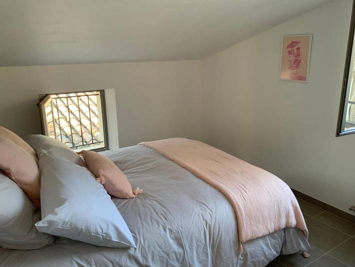 Location de vacances pour 2 personnes, avec vue et terrasse, animaux acceptés à Saint-Quentin-la-Poterie - 4