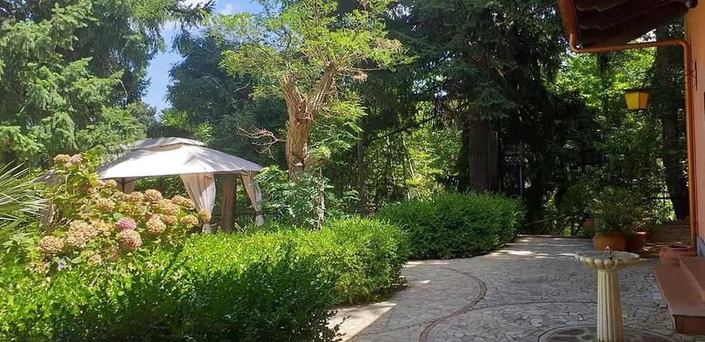 B&b per 4 persone, con panorama e terrazza nonché giardino in Corigliano Calabro