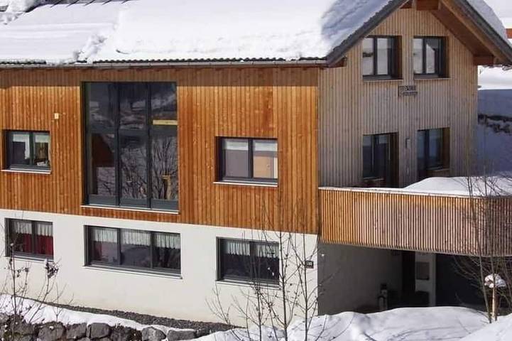 Hütte für 5 Personen, mit Terrasse und Garten in Au