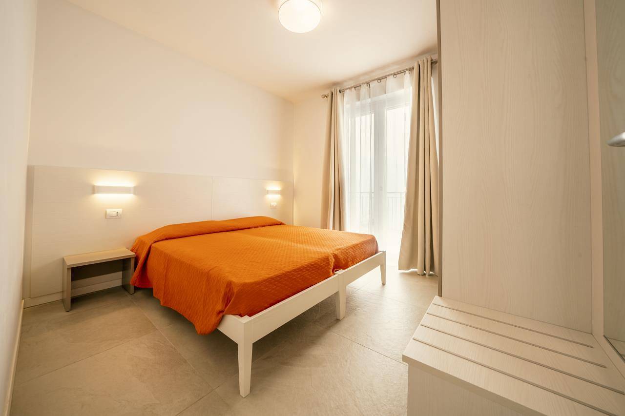 Ganze Wohnung, Residenz La Rotonda Dreizimmer-Wohnung Trilo für 6 Personen in Tignale, Gardasee-Berge