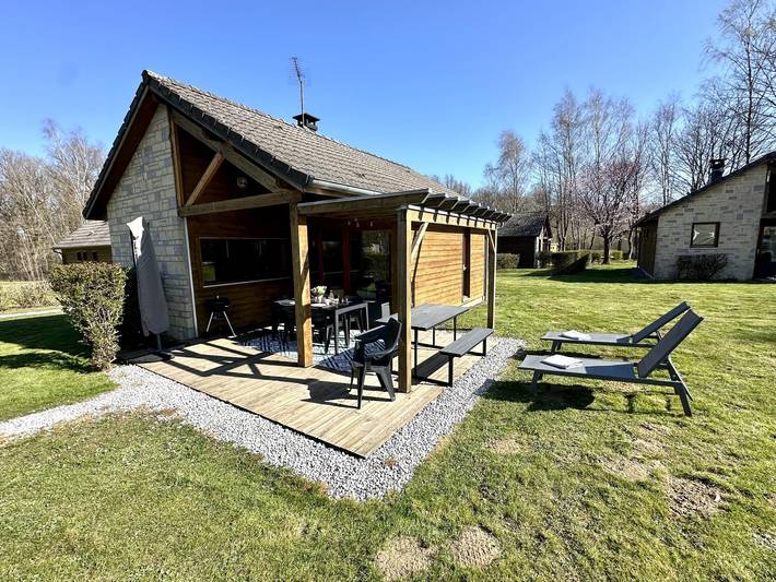 Vakantiehuis voor 6 personen, met terras en zwembad in de Ardennen