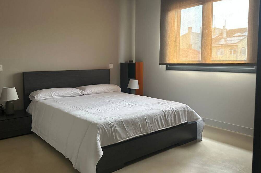 Rural House with Swimming Pool, Barbecue, Paddle Tennis and Events Room. in Villarejo de Salvanés, Madrid Province