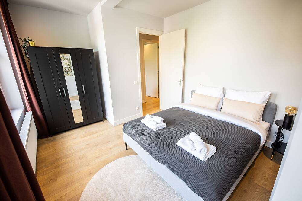 Entire apartment, Sleek City Center 2Bdr Apartment  Vp in Rotterdam, South Holland