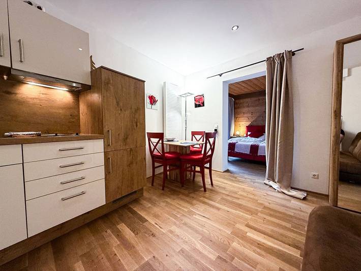 Appartement entier, Kleine Alpenoase: gemütliche Ferienwohnung mit Alpenflair, Sauna und Schwimmbad in Oberstaufen, Souabe (Bavière)