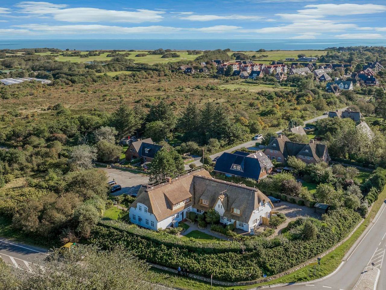 Ganze Ferienwohnung, Große Künstlerdeele App. 14 im Witthüs - Die „große Künstlerdeele“, in bester Anbindung zum Weststrand in Wenningstedt in Wenningstedt, Sylt