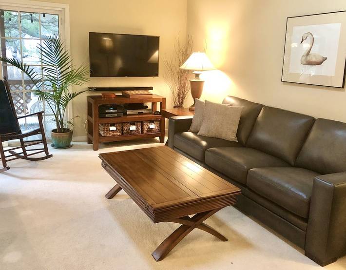 Vacation rental for 6 people, with pool and yard, with pets in Chincoteague Island