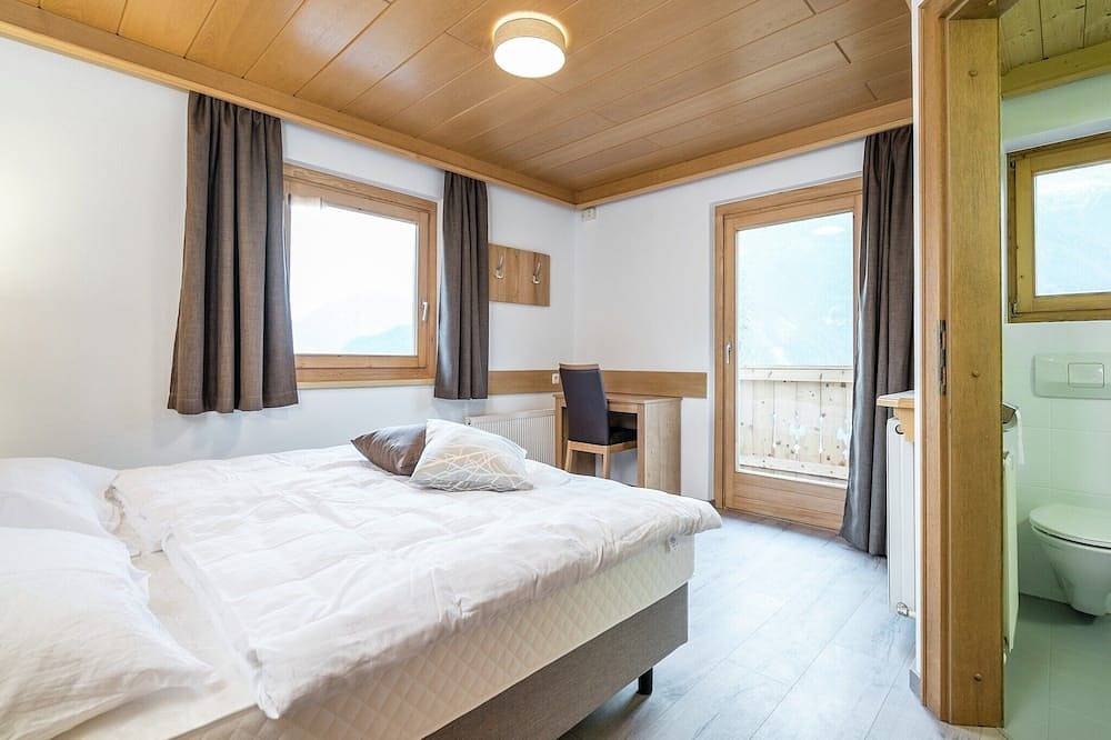Chalet in Wald nahe Zillertal Arena in Pinzgau