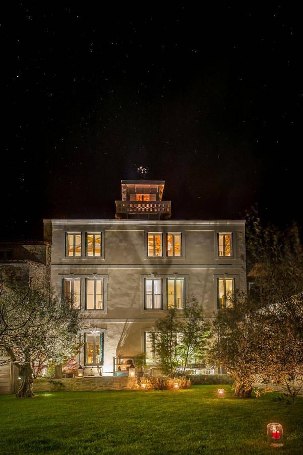 Gîte pour 2 personnes, avec vue et jardin ainsi que piscine et terrasse dans Office De Tourisme De Saint Martin En Re - 3