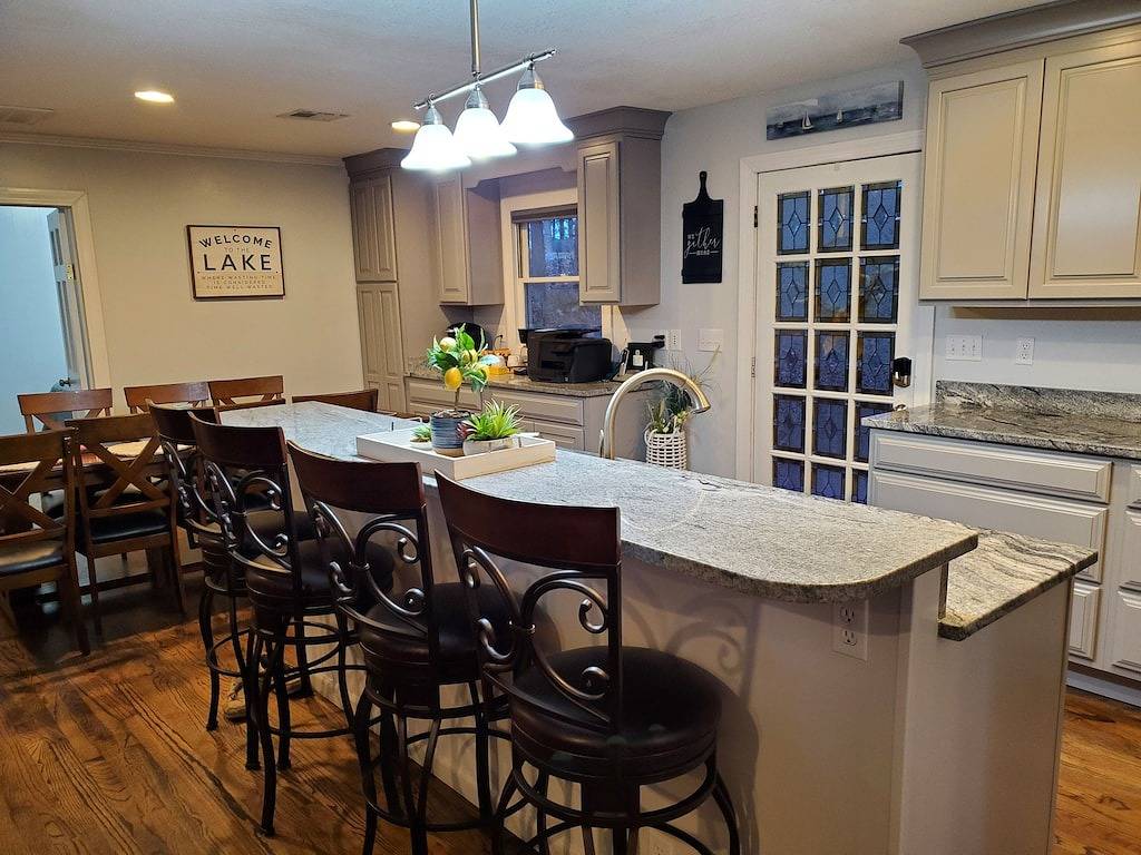 Vacation Home for 17 Guests in Lake Gaston, North Carolina