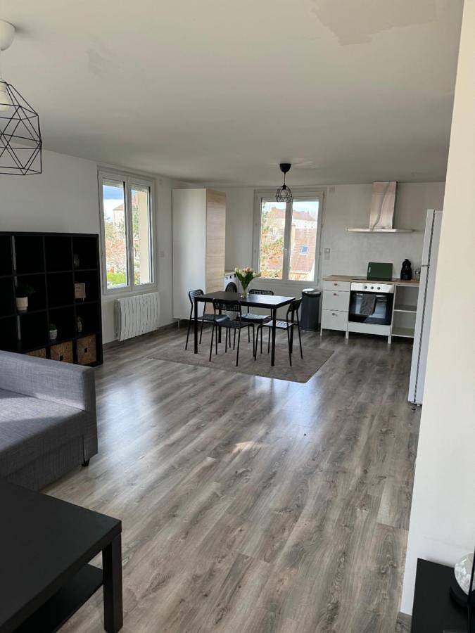 Gîte pour 4 personnes, avec balcon dans Le Grand-Quevilly - 4
