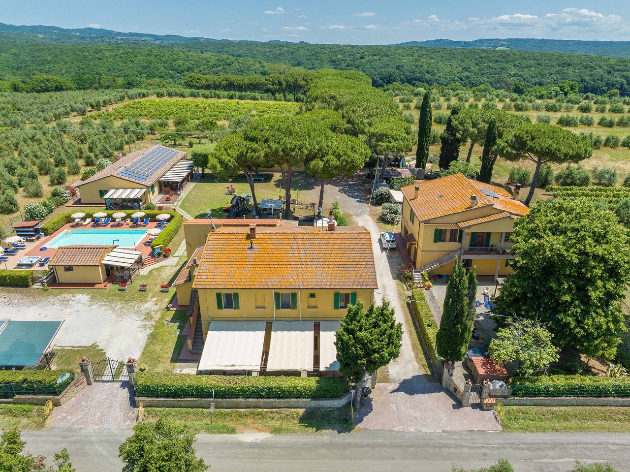 Agriturismo per 5 Persone in Cecina, Riviera Toscana