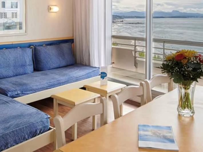 Hôtel & Résidence Le Grand Large - Wohnung 6 personen - 4/6 Personen Essential in Biarritz, Bayonne und Umgebung
