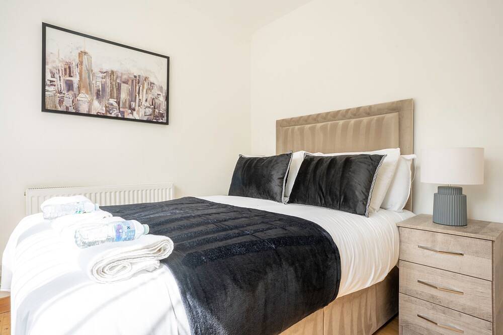 Snug Modern Home in Livingston in Livingston, West Lothian
