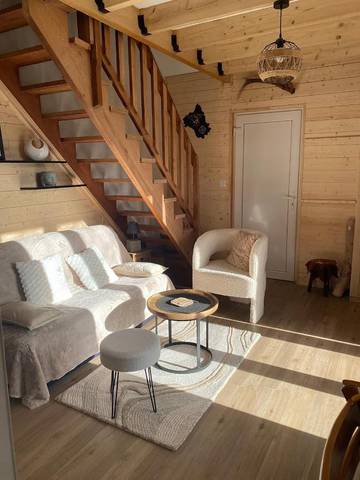 Gîte pour 4 personnes, avec jardin et vue, animaux acceptés dans station de ski du Laguiole - Le Bouyssou