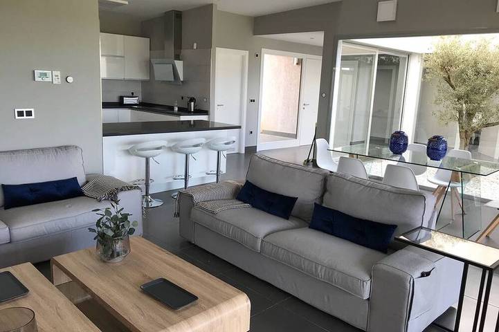 Casa rural para 8 personas, con piscina - 1