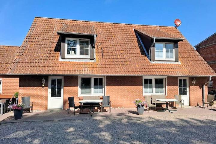 Ferienhaus für 5 Personen, mit Garten in Wenkendorf