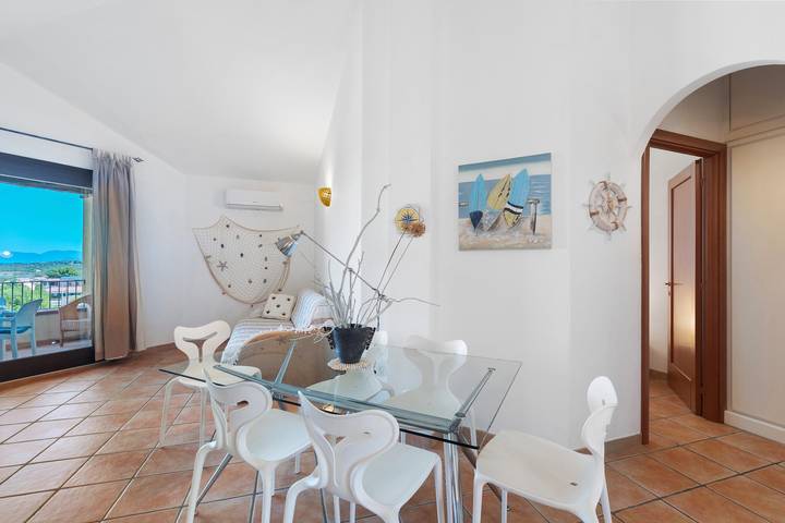 Hel lejlighed, Casa Vacanze Mora Apartment with Private Pool and Air Conditioning in Murta Maria, Olbia