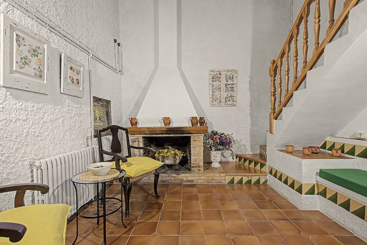 Country House 'Masia De Can Creus 1890' in Bescanó, Gironès