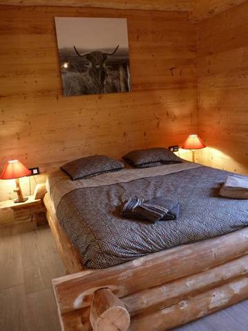 Gîte pour 10 Personnes dans Montcusel, Parc naturel régional du Haut-Jura, Photo 4