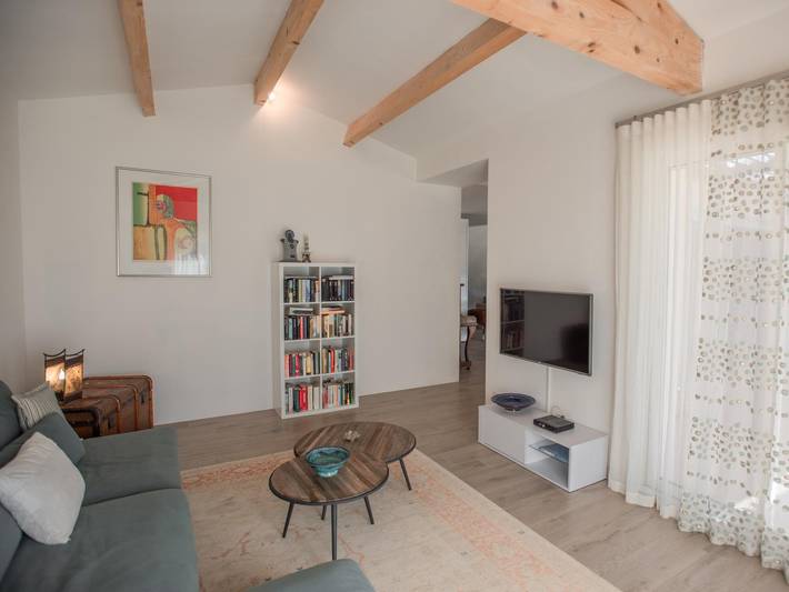 Luxurious villa with beautiful garden and pool in Tourrettes, Region de Draguignan