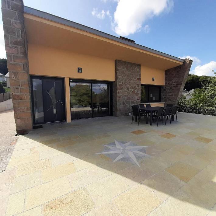 Villa pour 8 personnes, avec terrasse ainsi que vue sur le lac et vue, animaux acceptés dans l' Aveyron - 2