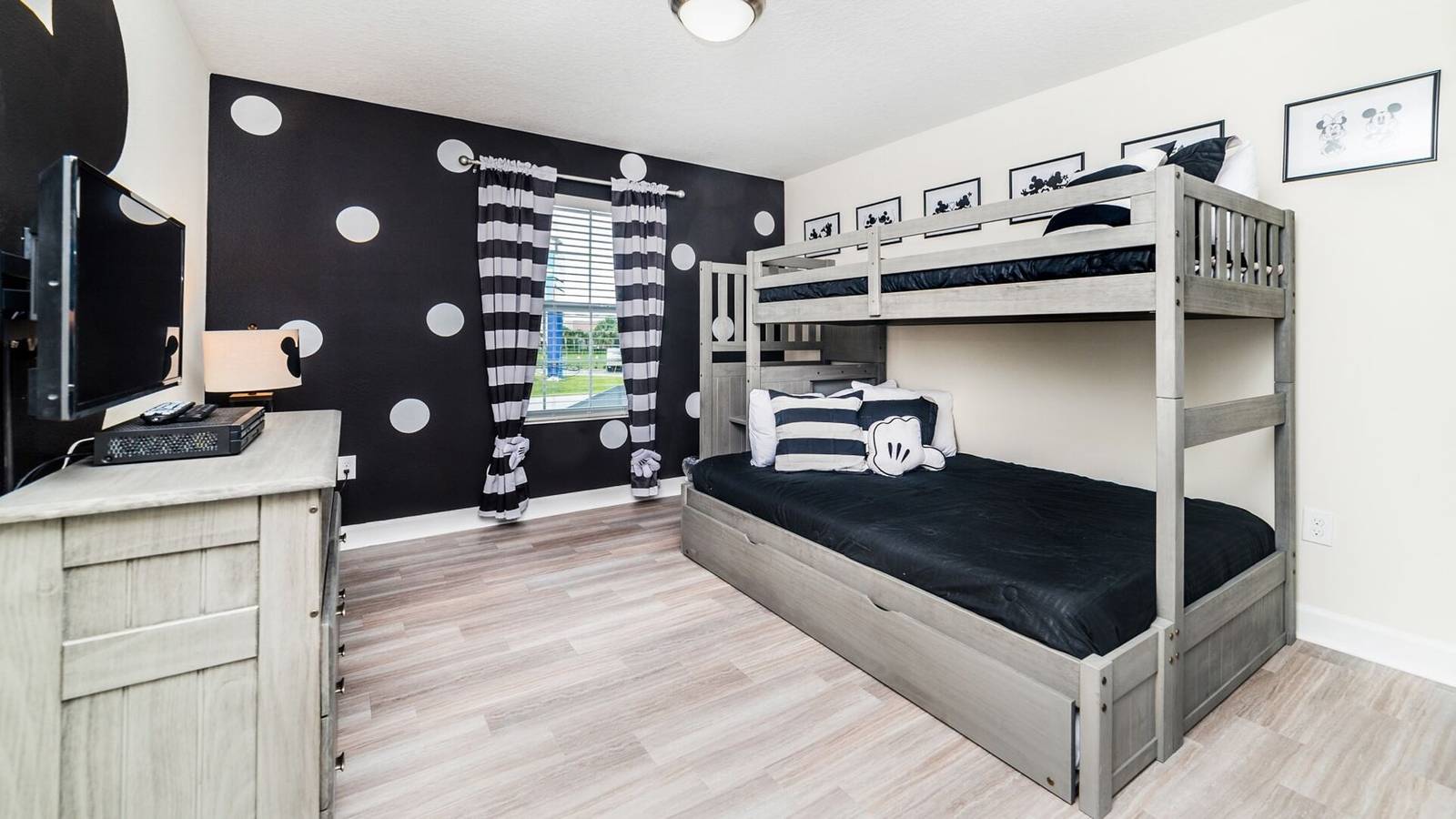 Beautiful 5 Star Townhome on Storey Lake Resort with Private Pool, Orlando Townhome 5020 in Condado de Osceola