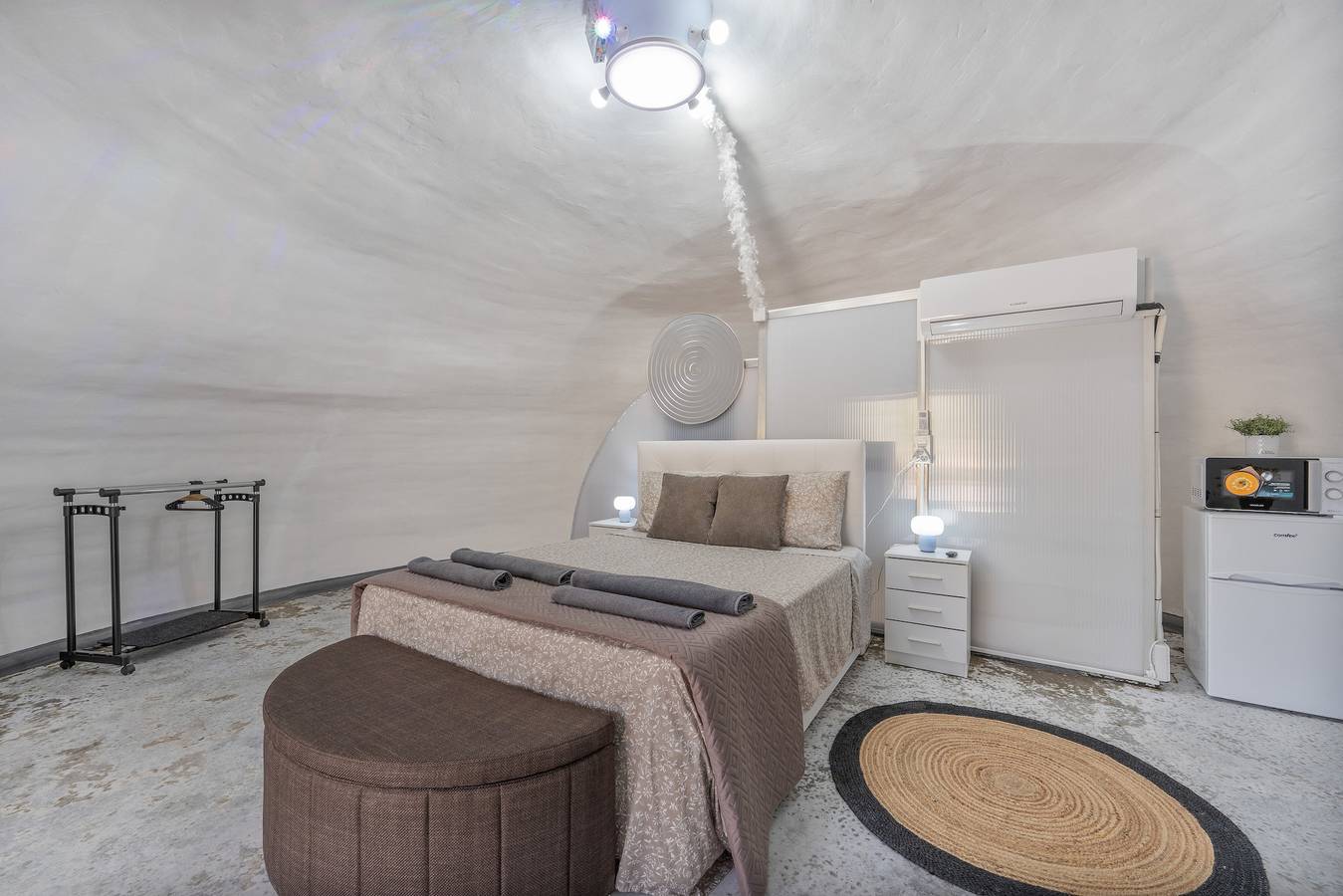 Dôme Glamping Villena pour Couple, Petit-Déjeuner Inclus in Villena, Alicante l'intérieur des terres