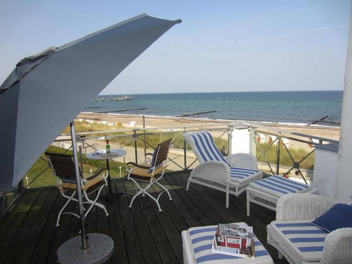 Ganze Wohnung, Exklusive Ferienwohnung mit herrschaftlichem Flair & direktem Meerblick in Heiligendamm, Rostock und Umgebung