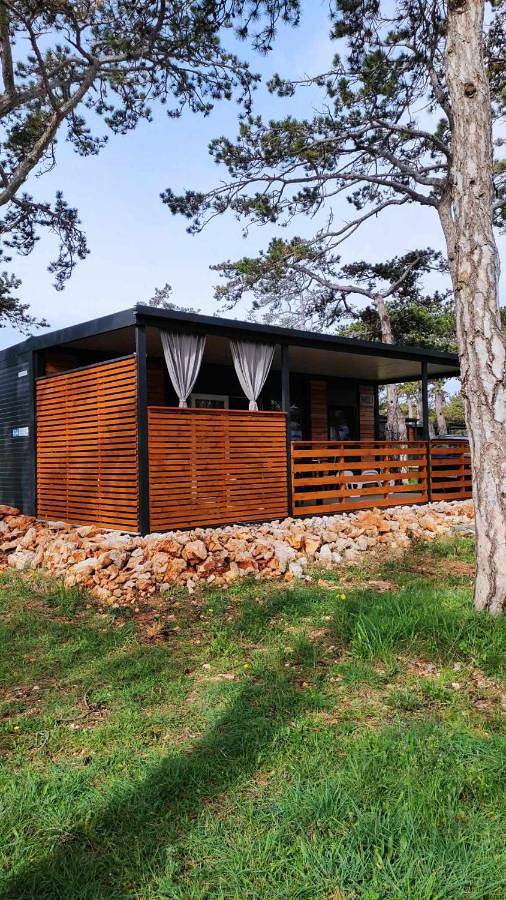 Ferienhaus für 5 Personen, mit Terrasse, mit Haustier in Razanac