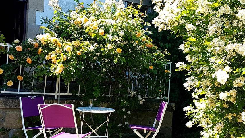 Location de vacances pour 5 personnes, avec Balcon et Terrasse ainsi que Jardin et Vue à Rougnat - 3