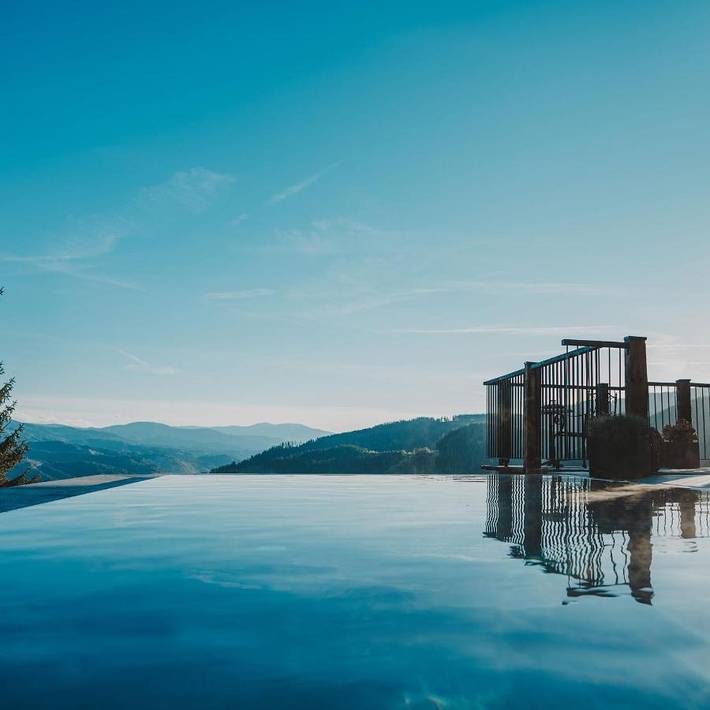 Ferienhaus für 11 Personen, mit Garten und Sauna sowie Ausblick und Pool