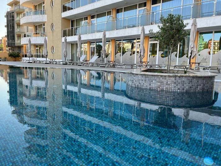 Hotel dla 4 osób, z basen dla dzieci i basen oraz ogród w Primorsko