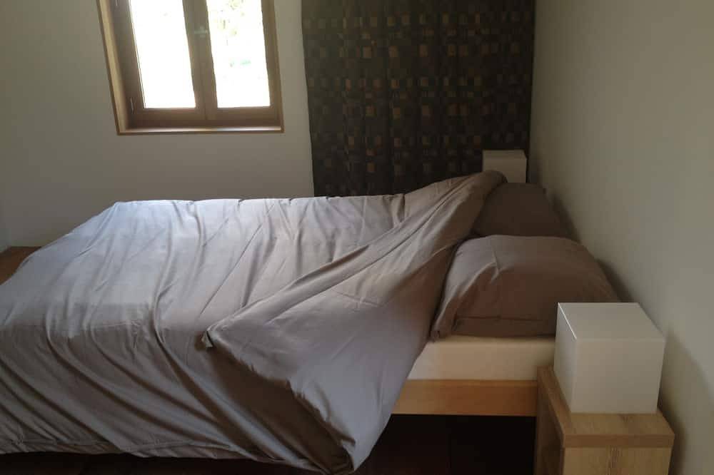 New eco-certified house near the beach in Galéria, Parc naturel régional de Corse