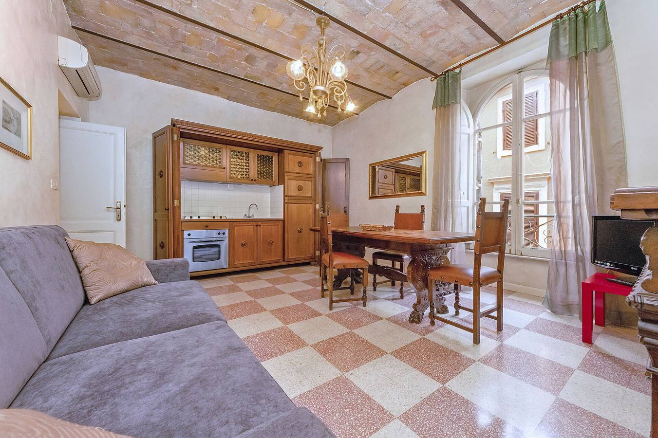 Entire apartment, Borgo Vittorio in Vatican, Rome Province