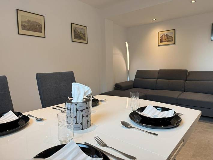 Ferienwohnung für 4 Personen, mit Garten und Ausblick, kinderfreundlich in Hallstadt